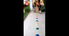 Contação de histórias com escultura em balão