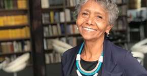 Após superar câncer, idosa faz sucesso na web com ‘looks do dia’