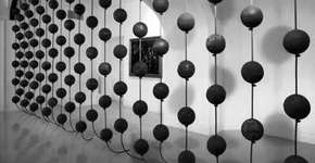 Performance de dança sem música é atração da Bienal