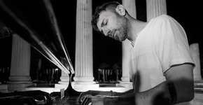 Andrea Vanzo na turnê ‘Intimacy Part 2’