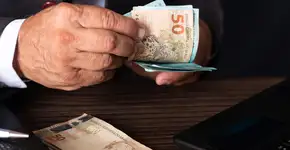 Governo estuda antecipar pagamento do abono salarial PIS/PASEP