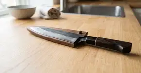 Demorei muito para entender por que a faca japonesa de alto corte não deve ser guardada solta na gaveta com outros talheres