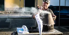 Aroma das castanhas assadas invadem as ruas de Lisboa