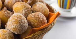 Este bolinho de chuva vai te levar direto para a infância em uma mordida