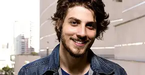 Em nova novela, Chay Suede fará papel de garoto de programa