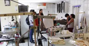Fiscais flagram trabalho escravo em produção de roupas da Animale