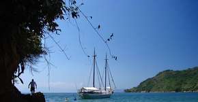 5 praias alternativas para passar a virada do ano