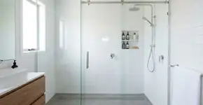 Limpeza do banheiro: Como limpar banheira, chuveiro e remover ferrugem