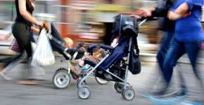 Em NY, serviço de aluguel de carrinhos ajuda pais a economizar