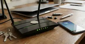 Aloje uma moeda em cima do roteador Wi-Fi: Para que serve e por que recomendam fazer isso