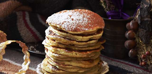 Panqueca americana com uma massa incrivelmente fofinha que cresce na frigideira