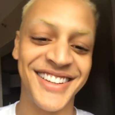 Com o siso inflamado, Pablo Vittar aparece sem produção no Insta Stories 