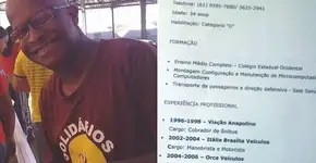 Homem entregou CV em semáforo e recebeu 40 propostas de emprego
