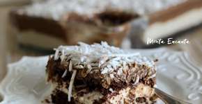 Bolo belga de prestígio gelado delicioso e sem erro