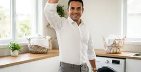 Aprenda a tirar a mancha de desodorante da camisa branca sem estragar a fibra do tecido