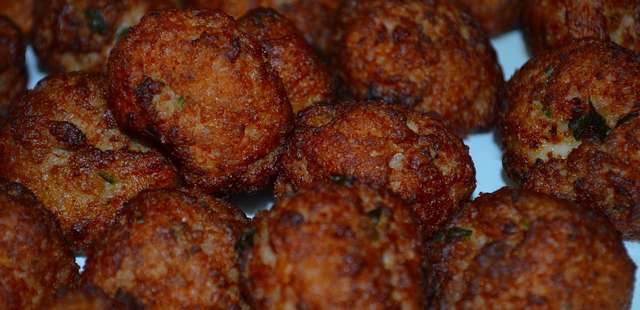 Aprenda a fazer almôndegas deliciosas e versáteis