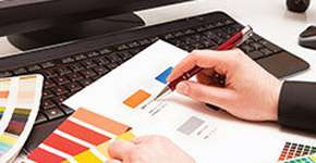 Cursos modernos de artes plásticas e design gráfico