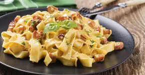 Macarrão carbonara sensacional