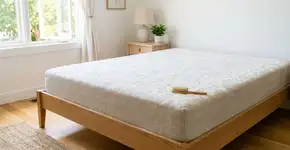 Por que você deve polvilhar bicarbonato no colchão antes de colocar o lençol limpo