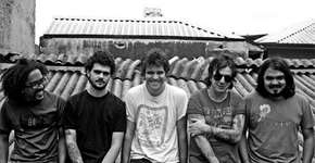 Forgotten Boys e Nasi juntos no Teatro do Sesi