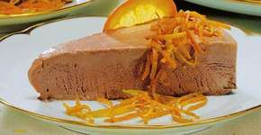 Aprenda a fazer três receitas de bolos gelados