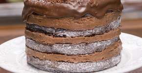 Bolo coxinha de brigadeiro com morango: receita incrível