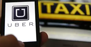 “Quem pega Uber é veado”; taxistas criam música homofóbica contra Uber