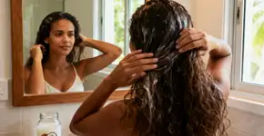 Não imaginava que um óleo natural deixaria meu cabelo tão macio e brilhoso