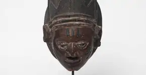 Exposição ‘Cinco ensaios sobre o MASP – Artes da África’