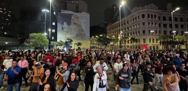 Baile charme no Anhangabaú: como a dança de rua está ganhando território em SP e criando conexões