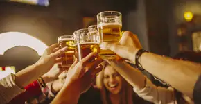 Bebeu e vai dirigir? Saiba quanto tempo esperar para não cair na Lei Seca