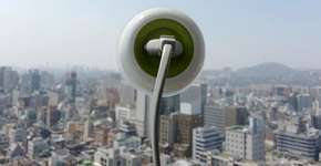 Tomada portátil funciona com energia solar