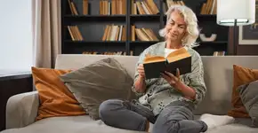 Leitura na terceira idade: veja como o hábito ajuda a fortalecer o cérebro