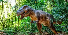 Maior parque temático de dinossauros do mundo é inaugurado no RJ