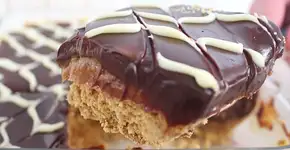 Alfajor de travessa: sobremesa irresistível e fácil de fazer