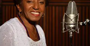 Ecad presta homenagem aos 70 anos de Leci Brandão