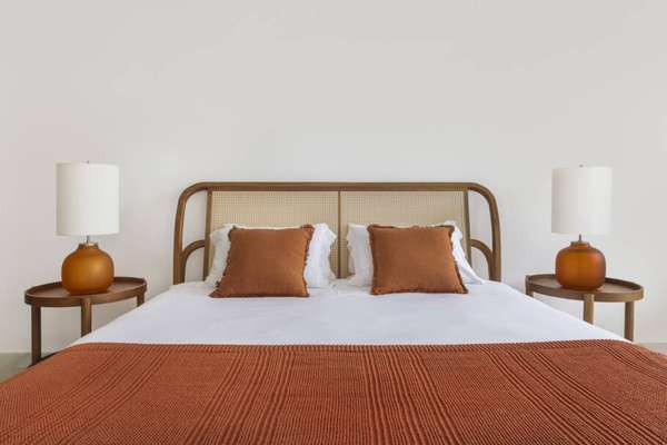 Uma das suítes da cobertura na praia de Copacabana