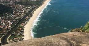 Trilha na Pedra do Elefante, em Niterói
