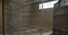 Cartilha orienta migrantes e refugiados sobre audiências de custódia