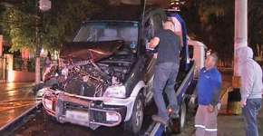 Dois garotos furtam carro e um morre em confronto com a polícia