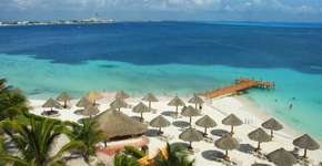 Site antecipa Black Friday e vende pacotes com 40% de descontos