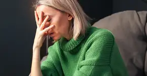 Como a falta da vitamina B12 pode impactar sua saúde mental e levar à depressão