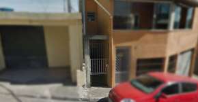 Bebê morre após mãe deixar filhos sozinhos em casa por dois dias