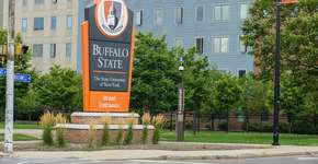 Escola internacional de negócios oferece 150 bolsas de estudo