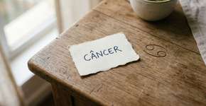 Para que serve colocar o nome do seu signo no papel e como dobrar para atrair proteção divina