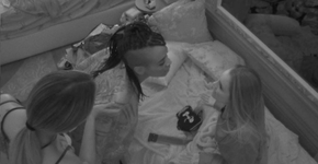 BBB 21: Karol vai para cima de Carla e causa treta por ciúme de Bil