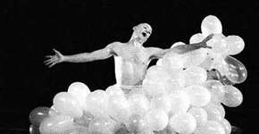 Espetáculo “We Cage” no CCSP