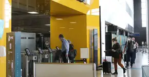 Viajar de avião ficará mais barato para brasileiros em 2023