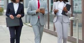 Ambev oferece bolsas a jovens profissionais negros