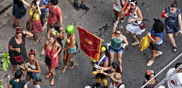 Carnaval na ZL: veja o blocos que animam as ruas no dia 14